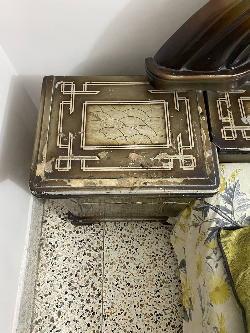 Deco Bed set & Dessing Table 6