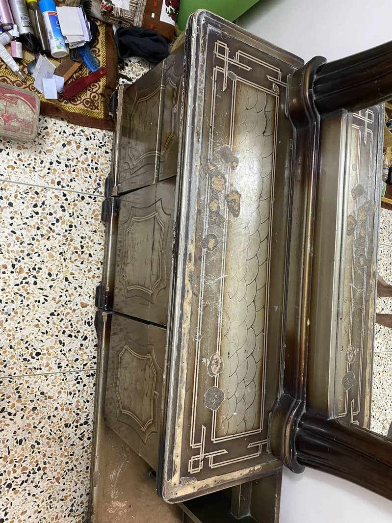 Deco Bed set & Dessing Table 10