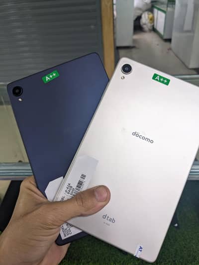 Lenovo docomo (D42A) 4GB RAM 64GB ROM  5000mah battery  snapdragon