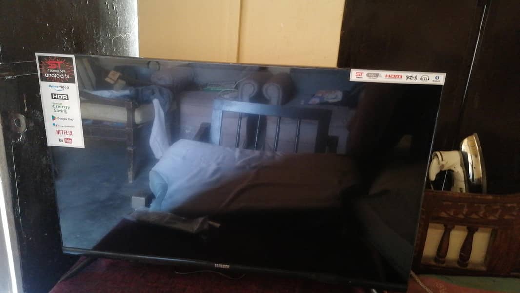 LCD 32 INCH android 1