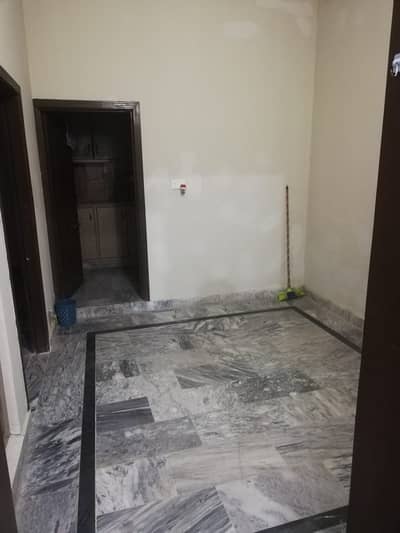 2 Bed Flat Available for rent in Newmal Kuri road Islamabad
