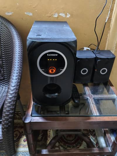 RAINBOW  2030  SPEAKERS URGENT FOR SALE