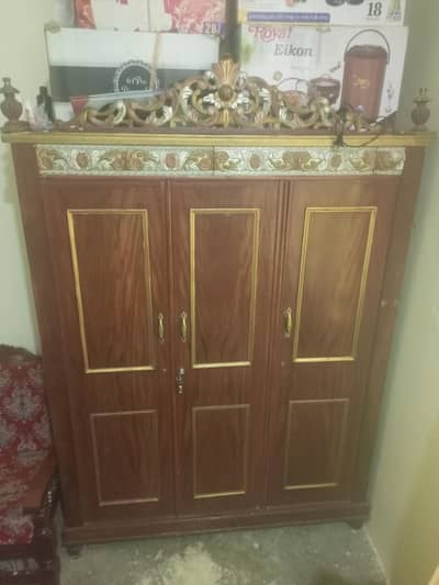 Wardrbes Almari Orignal Wood not chabbord