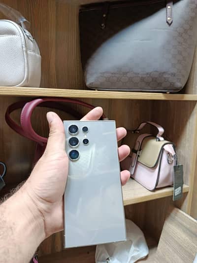 Samsung s24 ultra with box and original Data cable 9/10 condition