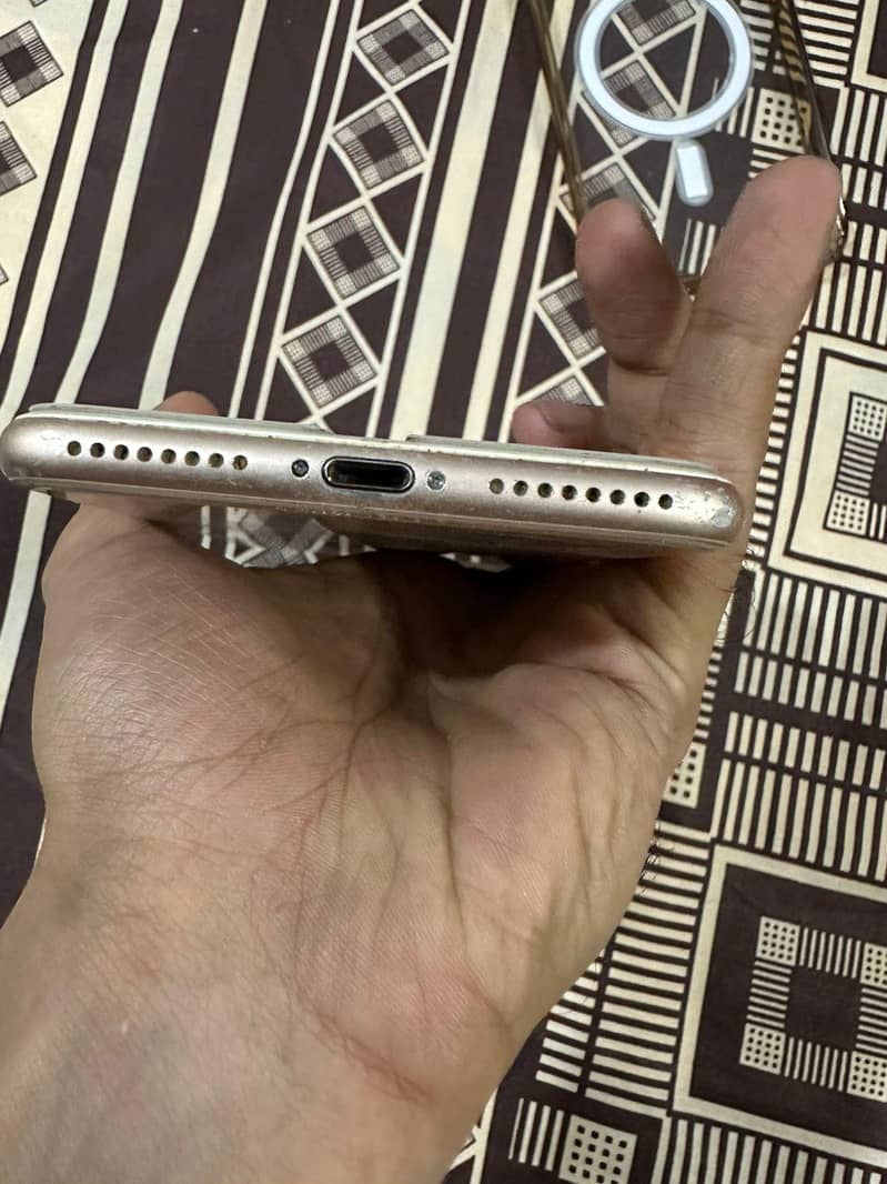 iPhone 8 plus approved 4