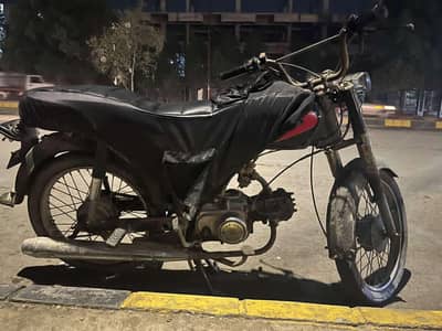 14000 good bike chalne Ke Kabil hai bahut acchi hai