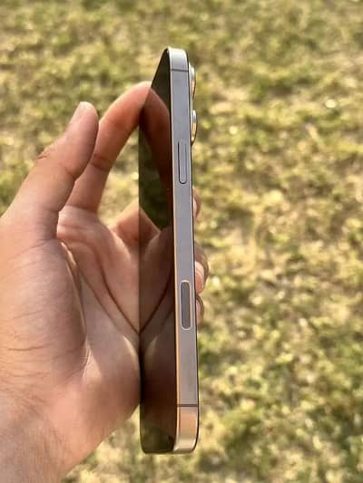 Apple iPhone 16 Pro Max for sale/765434