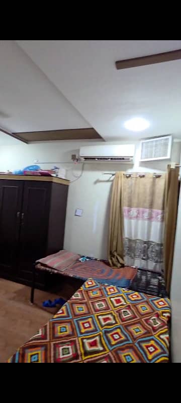 7 Marla Corner Triple Story Rashedabad For Sale