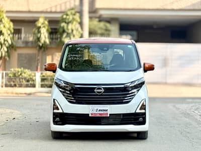 Nissan Dayz Highway Star 2024 / 2026