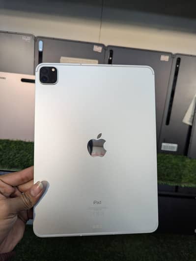 Ipad pro M1 chip ( 2021)