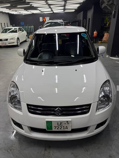 suzuki swift dlx automatic