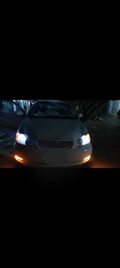 Toyota Corrola Gli 2005 modle 80 percent outside genuine inside