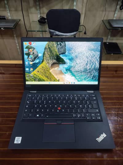 Lenovo Core i5-10th Gen 8/256