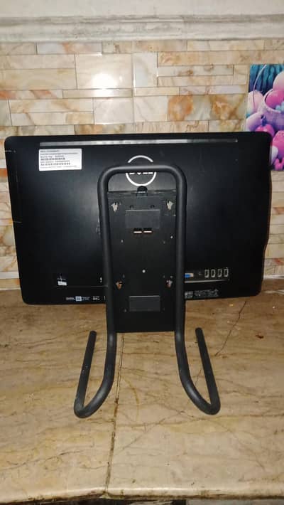 Dell, i3 4gb Ram 149 gb Memory