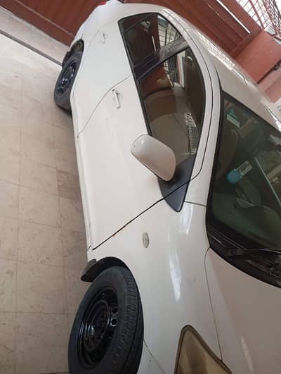 TOYOTA BELTA/YARIS 12/06-AUTO-B2B Originalexcept 1Fender-ONLY PHONE