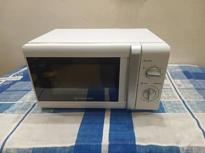 microwave oven