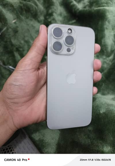 iPhone 15 Pro 256GB jv– 10/10