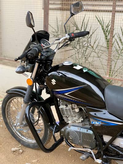 Suzuki GS model 2013#0/3/1/7/0/0/2/4/6/2/9