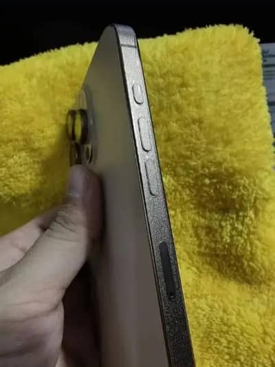 iPhone 16 pro Max /256/gb factory unlock water pack