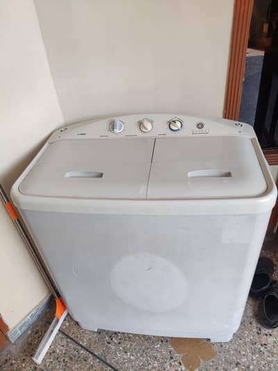 Washing machine with Dryer