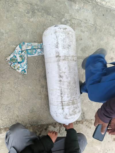 CNG Cylinder 60 wala