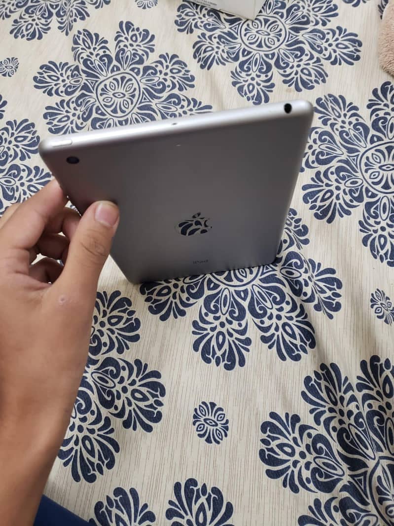 ipad mini 3 4