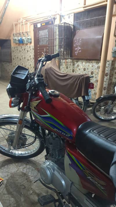 Honda CG 125 model 2016 whtsp 0307,,2594,,823