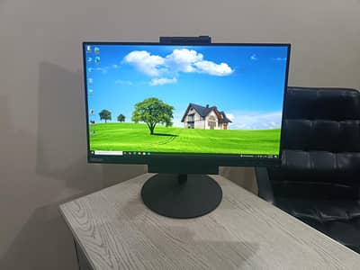 Lenovo Thinkcentre All in one core i5 7th gen 24" 1080p ips borderless