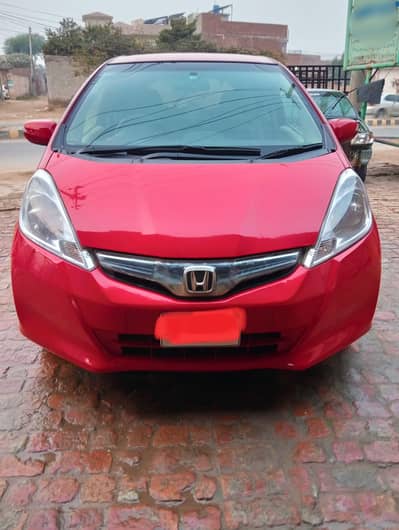 Honda Fit hybrid Fully Maintained(Full Option)