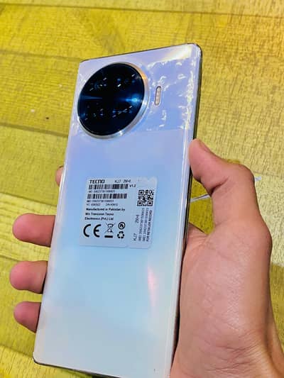 Tecno spark 20 pro +