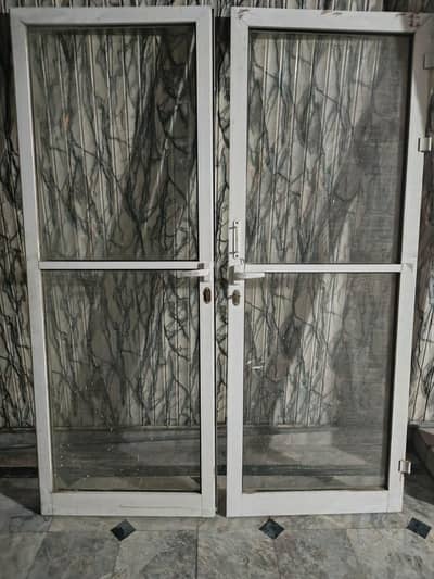 Aluminium glass doors