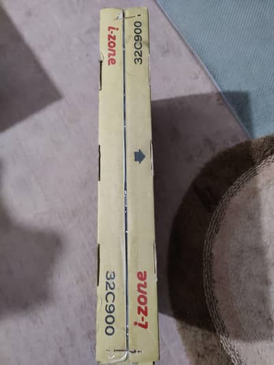 I-Zone 32" Led TV Android complete Box