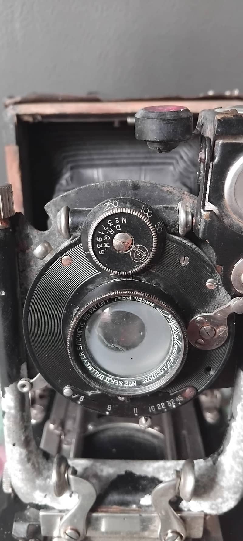 Antique Cameras 1