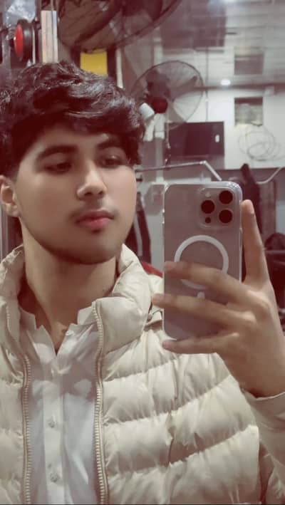 Hamza Khan