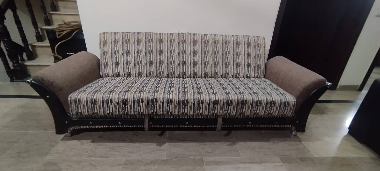 Sofa come bed NEW condition 0