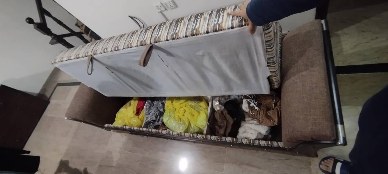 Sofa come bed NEW condition 5
