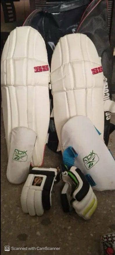 Cricket kit for hard ball