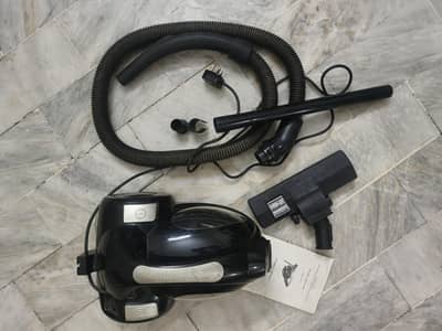 Lowry vacuum cleaner(UK)