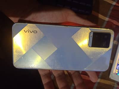 Vivo y21