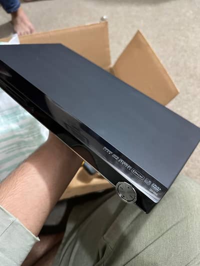 LG DVD/CD PLAYER NEVER USED NEW BOX PACK