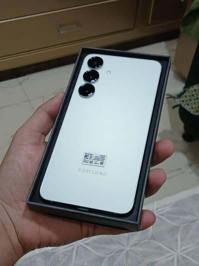 Samsung S25 Plus 12/256gb PTA Approved