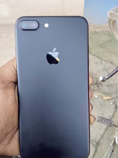 iphone 7 plus neat & clean only prtector crack