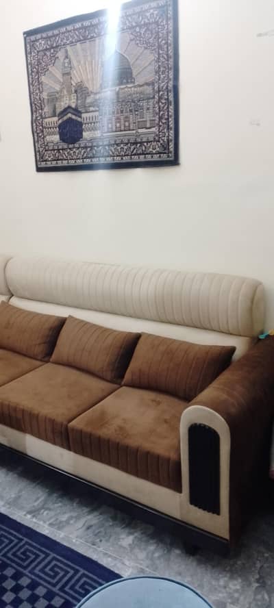 L shape sofa 7 seater just like a brand new just one month use