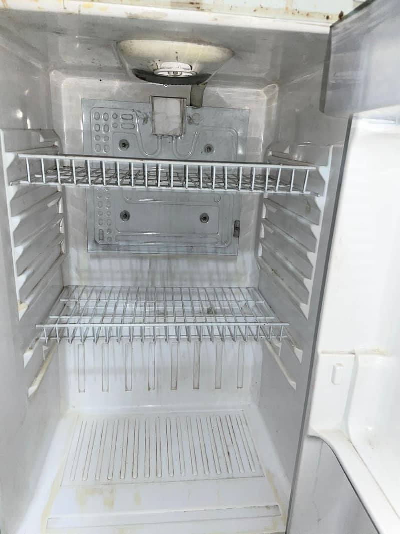 refrigerator 3