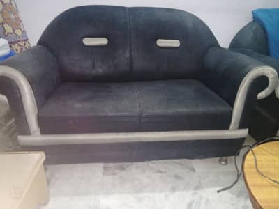 3+2+1 sofa sets in black colour