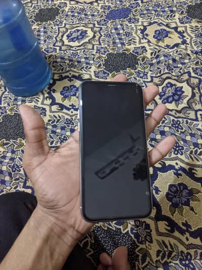 iPhone 11 pro 64gb factory unlock