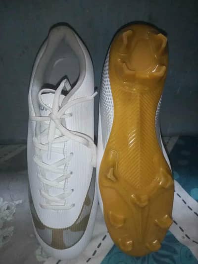 premium nike football shoes