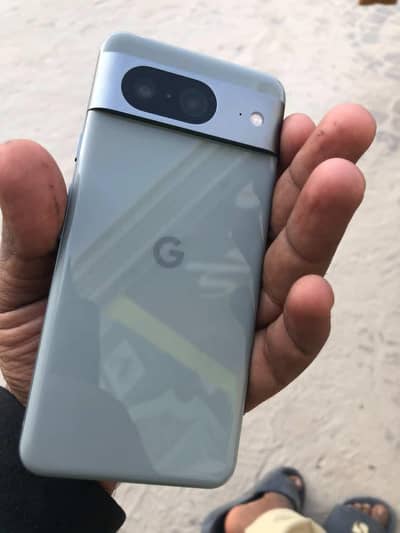 Google Pixel 8 - Like New Condition - Low Battery Cycle (74)