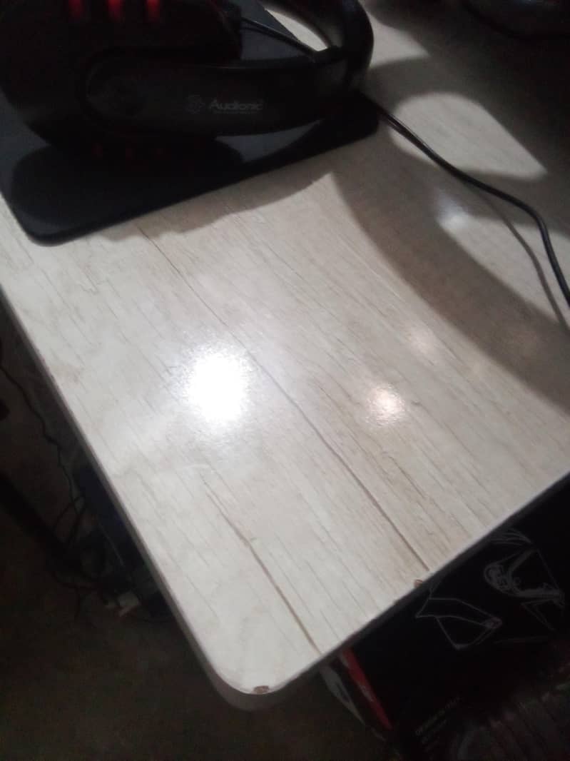 table dining/office/gaming 1