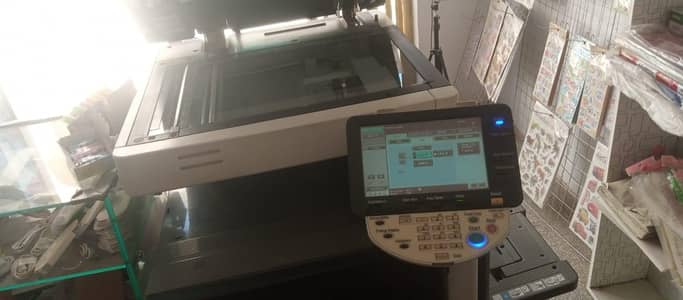 Konica Minolta Bizhub C220